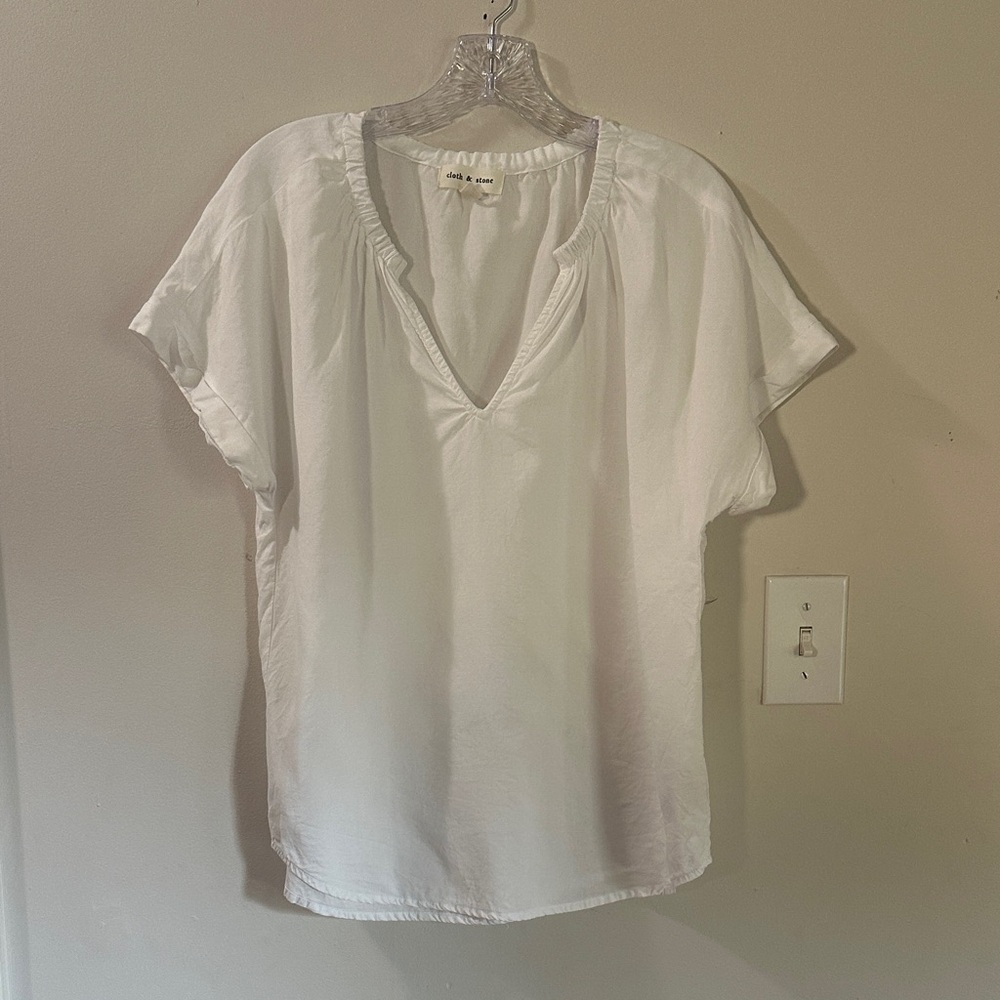 Cloth & Stone White Short Sleeve Blouse